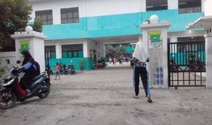 Muncul Siswa ‘Siluman’ di SMAN 24 Kutabaru Pasarkemis