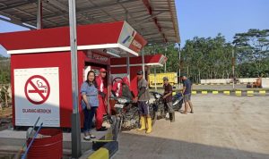 Pertashop Buka di Samping Gerbang Tol Simpang Pematang