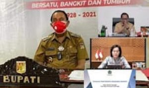 Didampingi Sekda Muntu, Bupati ROR Ikut Zoom Evaluasi Penyerapan Anggaran