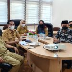 Asisten Pemerintahan dan Kesra Ikuti FGD Implementasi Dana Kelurahan di Pemerintah Kota