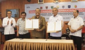 Mardison Mahyudin Tandatangani MoU Dengan PT Semen Padang