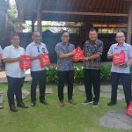 Bupati Mahayastra Terima Bantuan CSR dari Tower Bersama Group