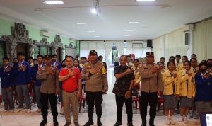 Kapolsek Mengwi Dampingi Kapolres Badung dalam Penguatan Ideologi Pancasila di SMK Mengwitani