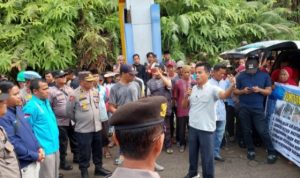 Polres Padang Pariaman Lakukan Pengamanan Aksi Ujuk Rasa Damai di PLTA Singkarak Korong Asam Pulau