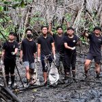 Udayana University Collaborates with Sungai Watch Community to Hold Mangrove Clean Up 2023