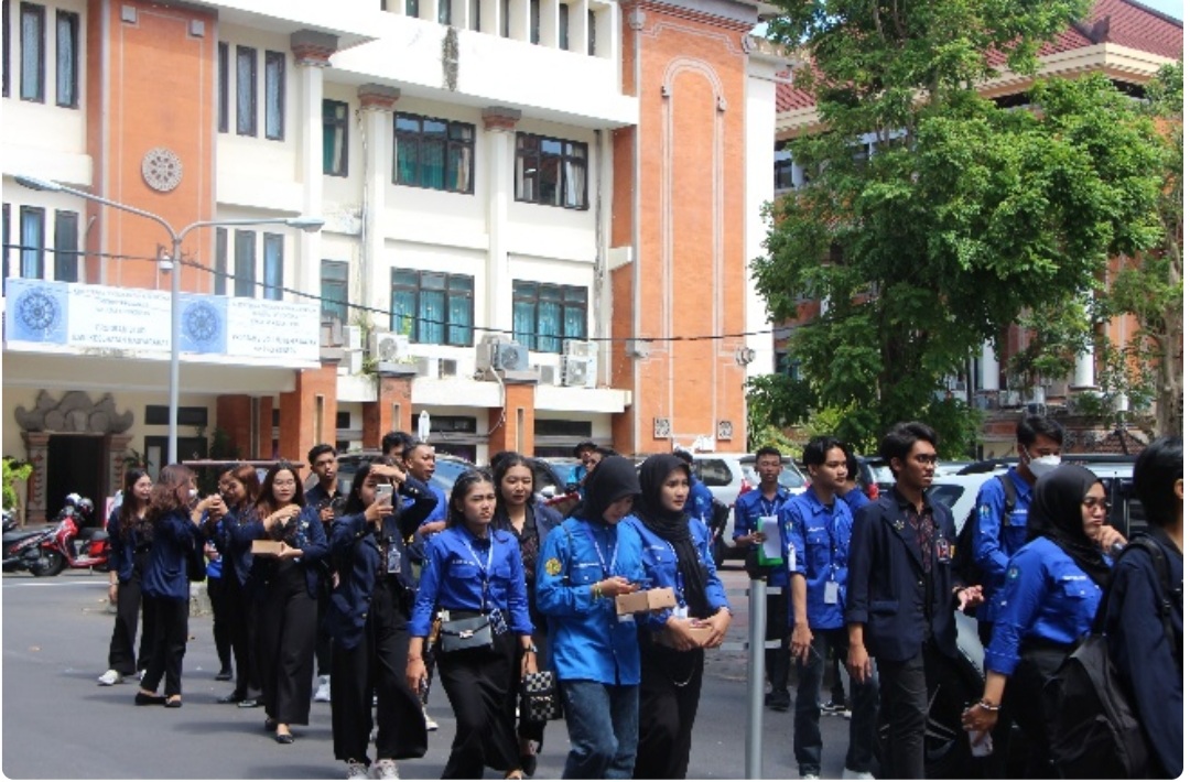 Gelar Studi Banding, Himpunan Mahasiswa Manajemen Unram Disambut ...