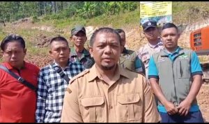 Inisiatif Bangun Jalan Secara Gotong Royong, Kades Bantar Karet Apresiasi Tokoh Masyarakat dan Warganya