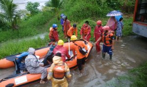 Akibat Hujan Lebat, Beberapa Kecamatan di Padang Pariaman Mengalami Banjir dan Tanah Longsor