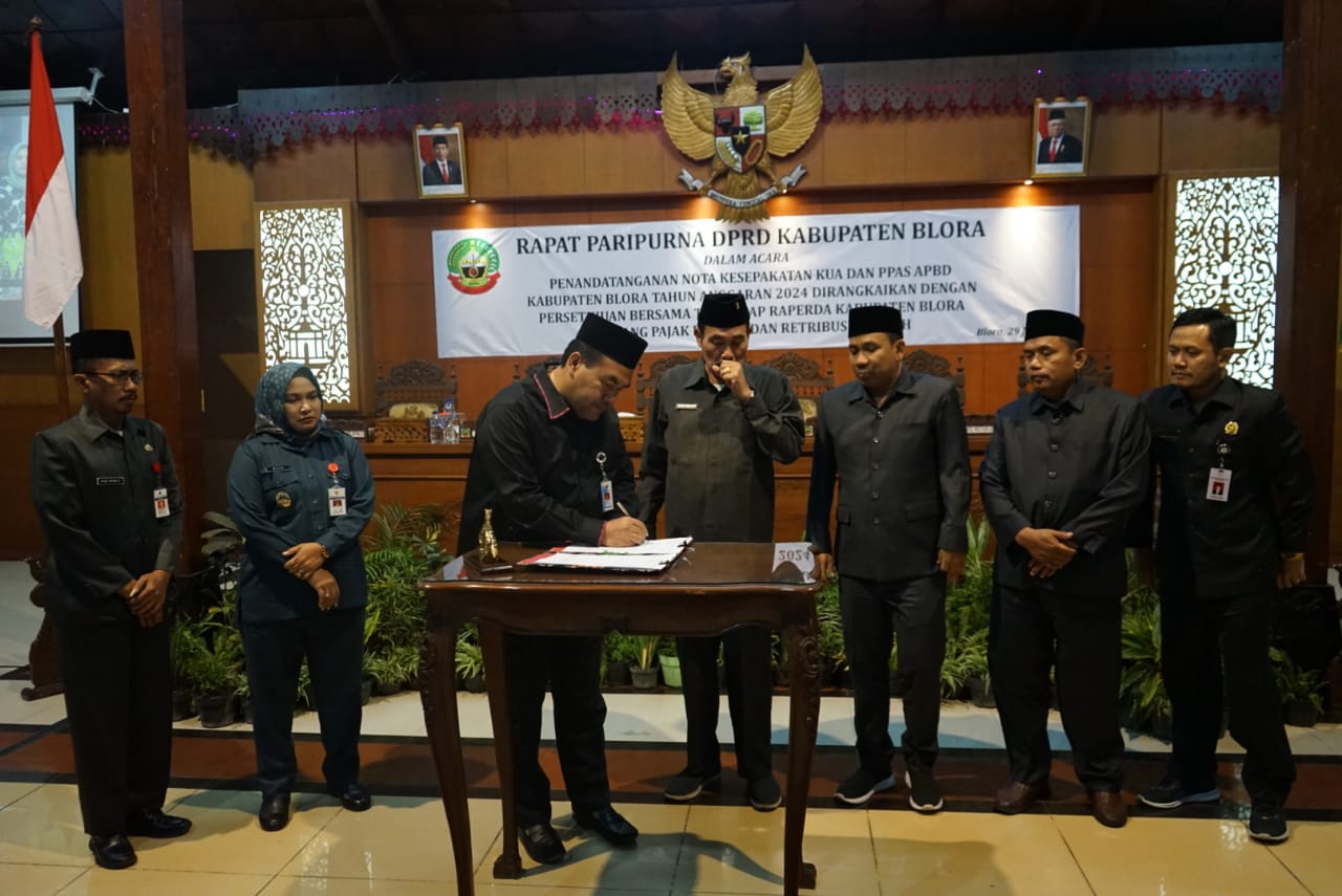 Bupati Blora Tanda Tangani Nota Kesepakatan KUA-PPAS APBD 2024 ...