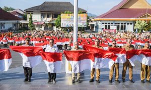 Pemkot Pangkalpinang Bagikan 2421 Bendera ke Masyarakat Dalam Rangka Meriahkan HUT ke 78 RI