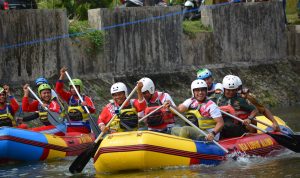 Perkenalkan Wisata Alam, Disparpora Padang Pariaman Gelar Festival Arung Jeram Tingkat SMA