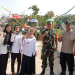 Bhabinkamtibmas Desa Pagintungan Polsek Jawilan Polres Serang, Hadiri Penilaian Lomba Kampung Bersih Dan Aman (LKBA)