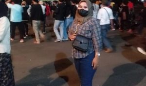 Konser Iwan Fals di Lapangan Yonif 203 Jatake Banjir Fans