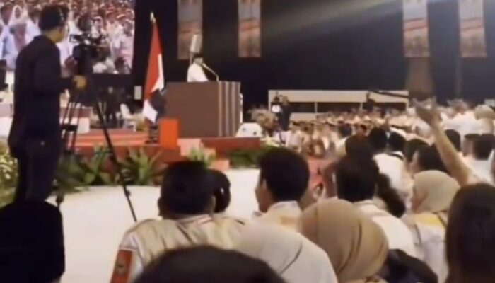 Viral, Prabowo Sebut ‘Ndasmu Etik’, Jubir: Hanya Candaan