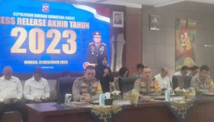 Kapolda Sumbar Pimpin Press Release, Paparkan Capaian Kinerja Polri Tahun 2023