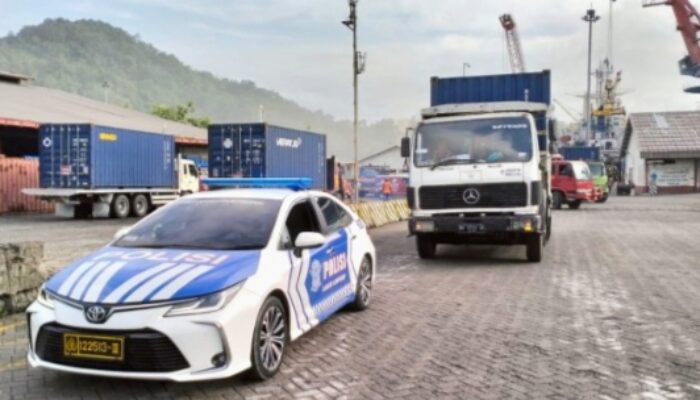 Polda Sumbar Kawal Pendistribusian Logistik Pemilu 2024