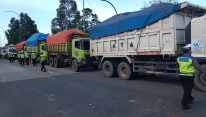 Polisi Amankan 33 Truk Tanah yang Melanggar dan Perketat Pengawasan jam Operasional