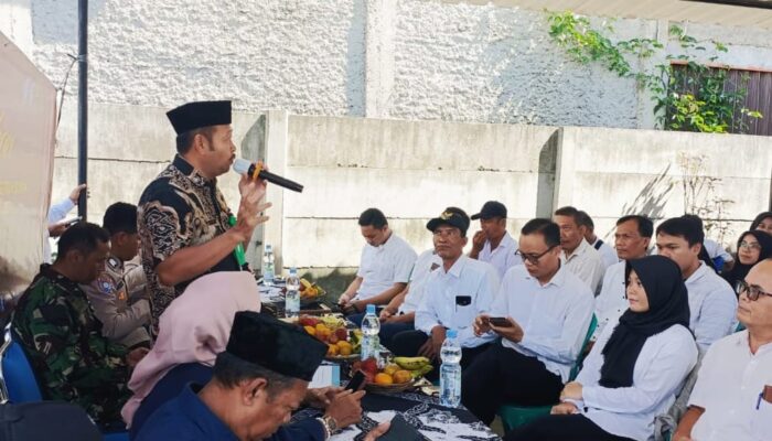 Ketua PPS Kelurahan Kutabumi Lantik 840 Anggota KPPS