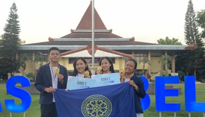 Mahasiswa Fakultas Kedokteran Universitas Udayana Sabet Juara 2 Ajang Kolostrum 3.0 Tingkat Nasional