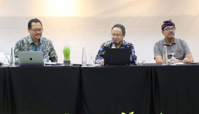 Rektor Universitas Udayana Bahas Pengelolaan PSDKU dalam Rakor Bidang Akademik