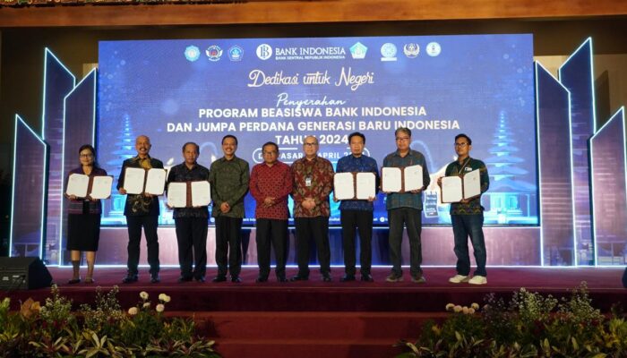 Bangun SDM Bali, Bank Indonesia Salurkan 305 Beasiswa