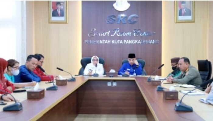 Pj Wako Pimpin Rapat Penataan Kawasan Pasar di Pangkalpinang