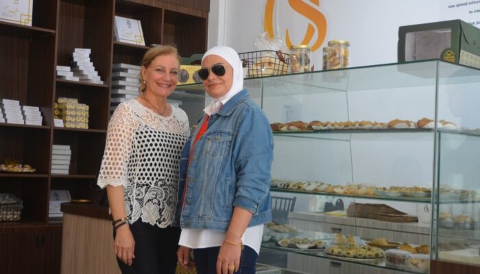 OS Latsh Arabic Sweet, Sajikan Baklawa dan Kunafa Original Syria