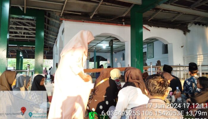 Intip Seputar Daya Tarik Wisata Religi di Masjid Agung Banten
