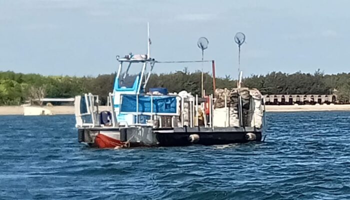 Terombang Ambing Tak Menentu, Begini Nasib Kapal Mobula 8