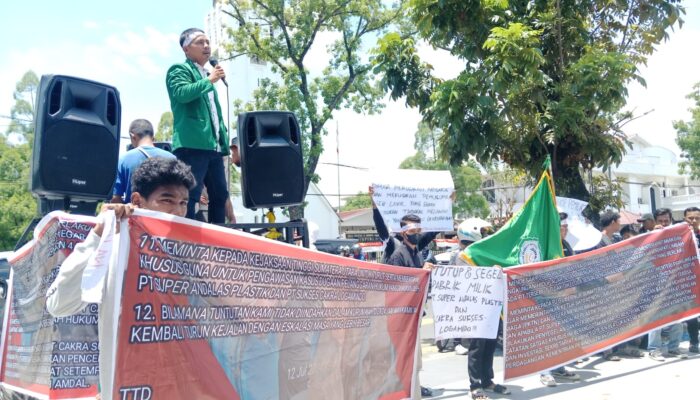 Demo di Poldasu, BEM UMN Al Washliyah: Periksa PT Super Andalas Plastik dan PT Cakra Sukses Logamindo