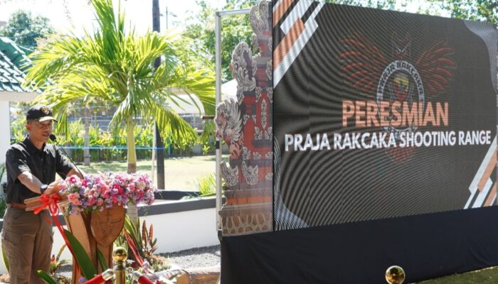 Resmikan Praja Rakcaka Shooting Range, Pangdam IX/Udayana Ajak Wartawan Menembak