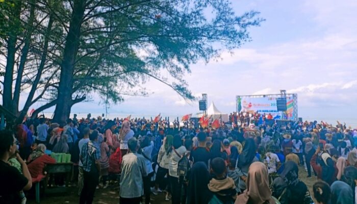 Ribuan Masyarakat Meriahkan Fordeswita Kormi Sumbar di Pasir Jambak